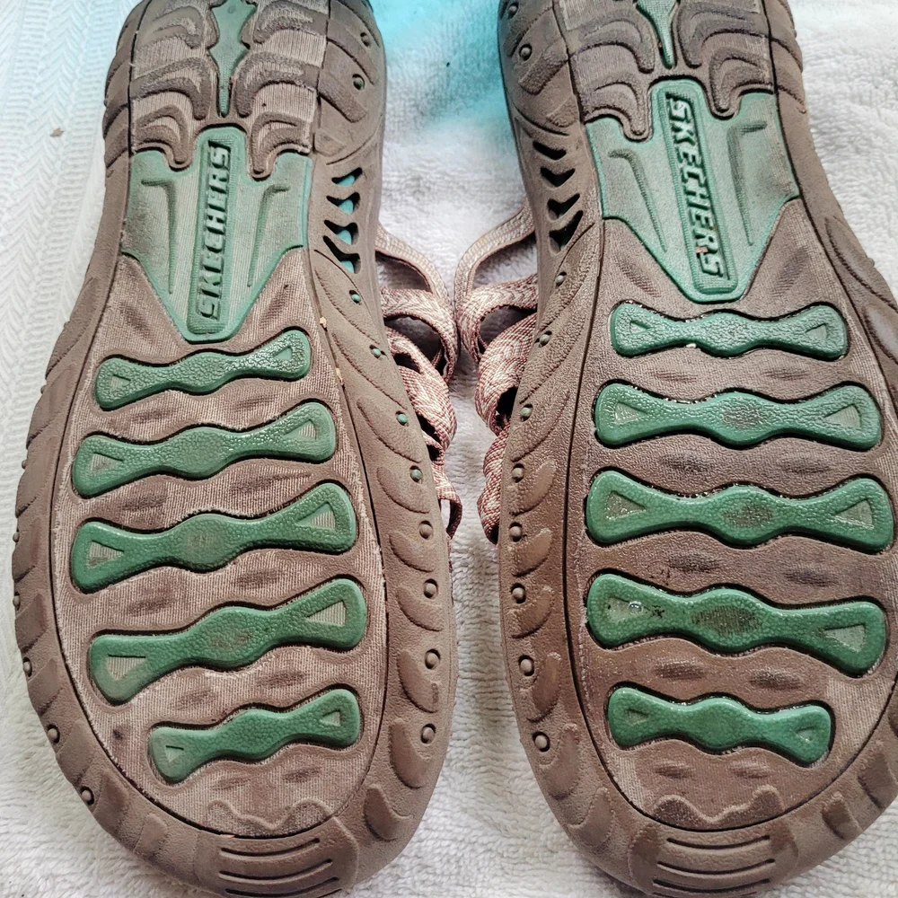 Skechers Tan Women's Sandals - Picture 2 of 6